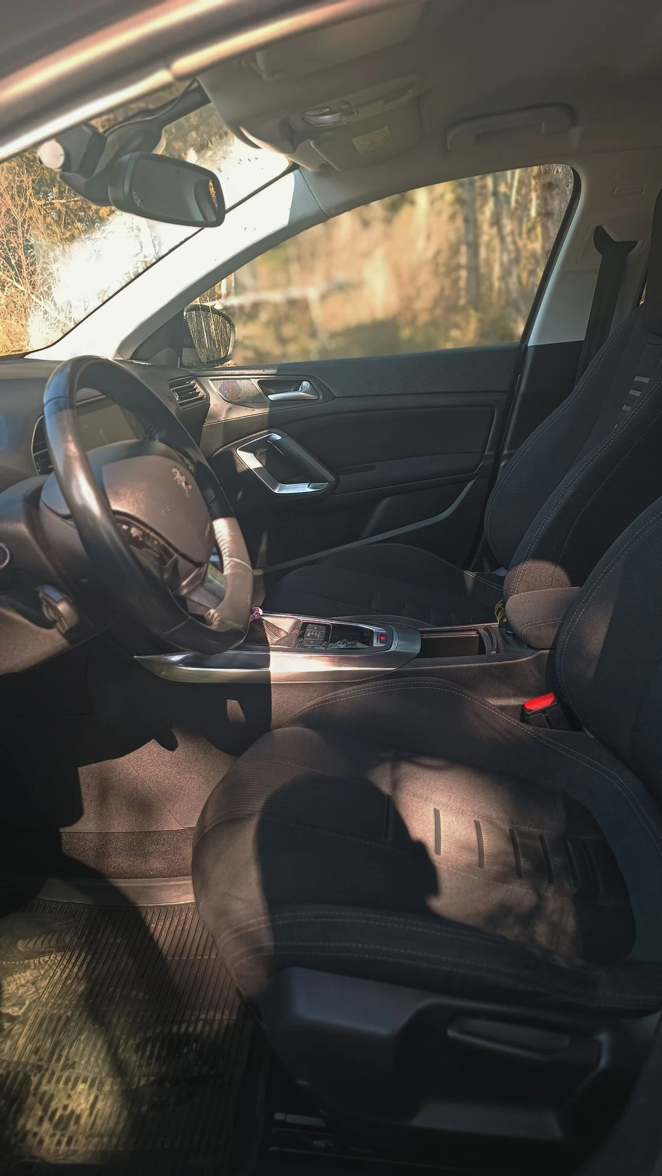 Peugeot 308 Без нито една забележка ! Пълна история Пежо ! , снимка 8 - Автомобили и джипове - 53707961