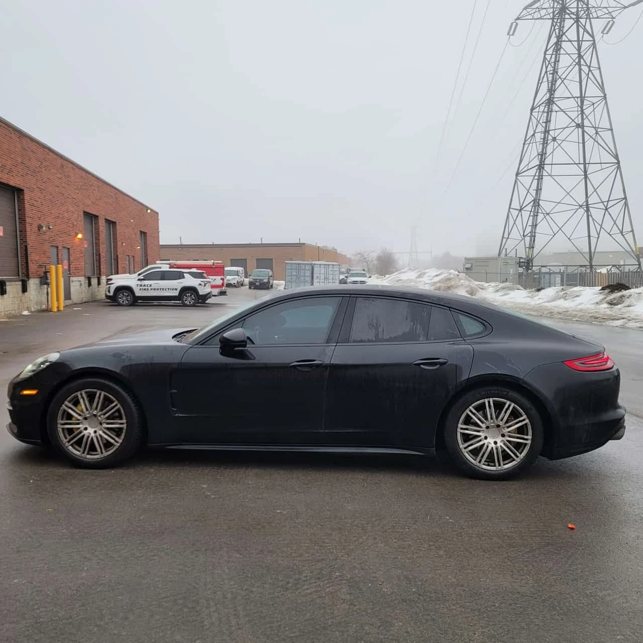 Porsche Panamera  4 AWD /CARFAX / ГУМИ С ДЖАНТИ  - изображение 2