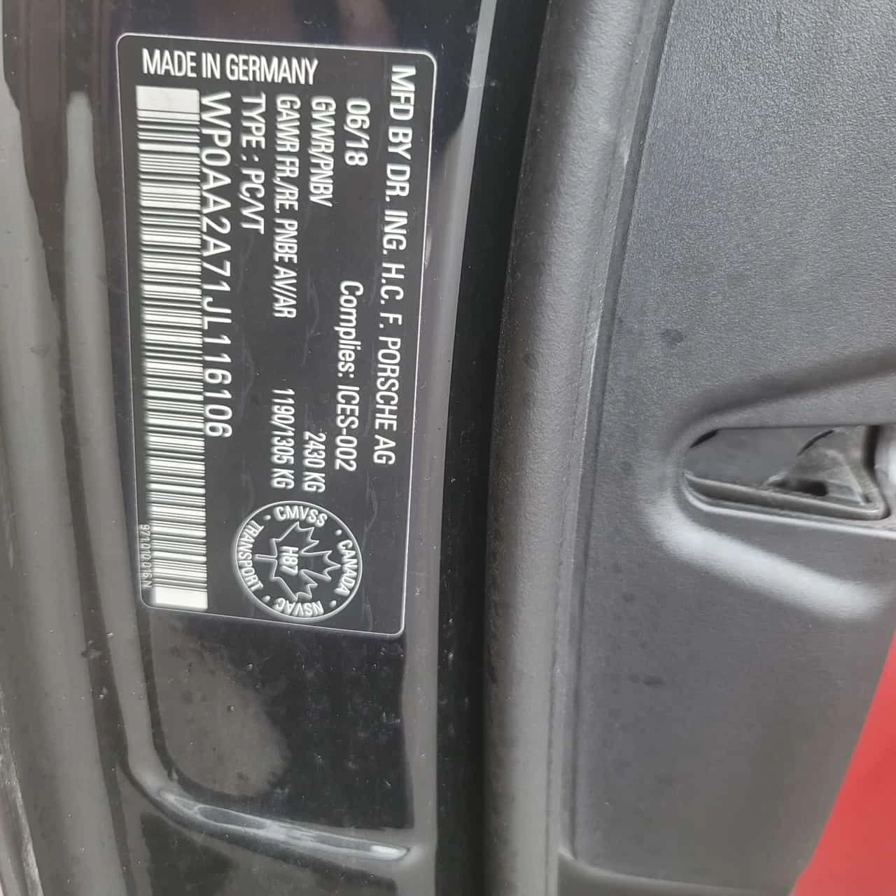 Porsche Panamera  4 AWD /CARFAX / ГУМИ С ДЖАНТИ , снимка 13 - Автомобили и джипове - 53744368