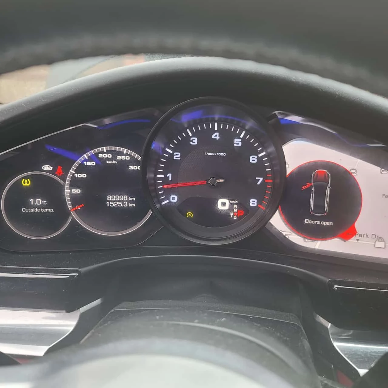 Porsche Panamera  4 AWD /CARFAX / ГУМИ С ДЖАНТИ  - изображение 8