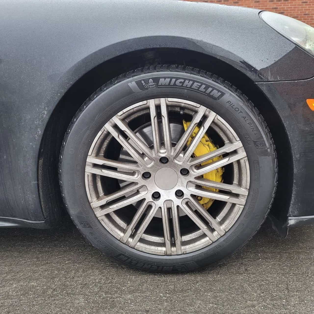 Porsche Panamera  4 AWD /CARFAX / ГУМИ С ДЖАНТИ , снимка 14 - Автомобили и джипове - 53744368