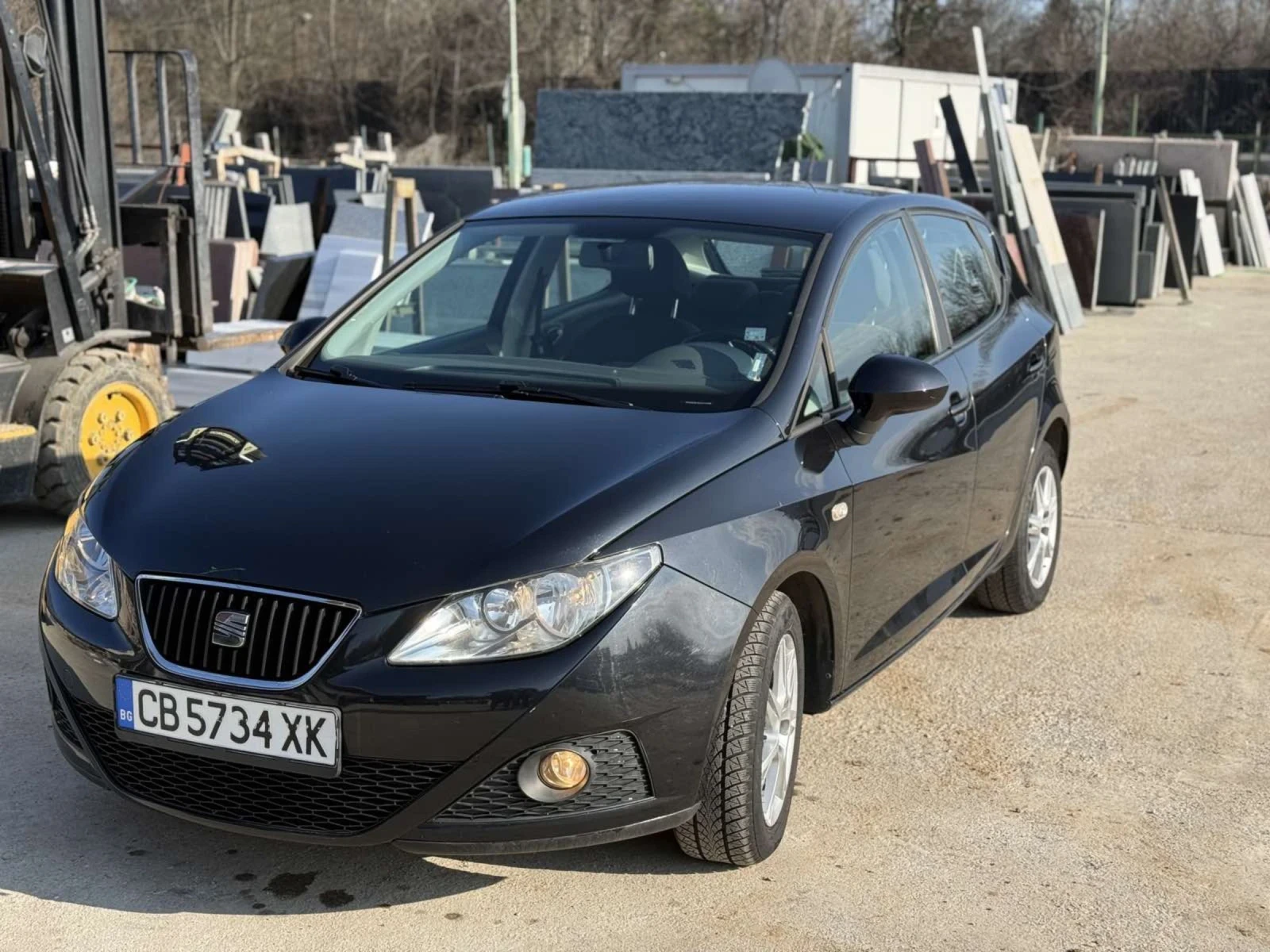 Seat Ibiza 1.6 Тди 105кс, снимка 2 - Автомобили и джипове - 53755026