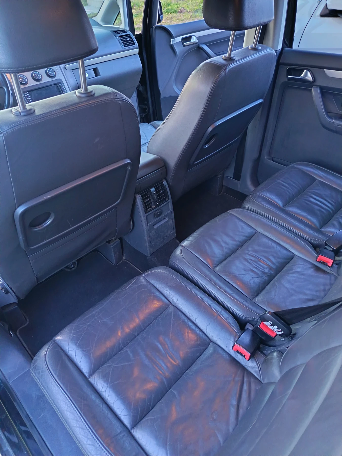 VW Touran Ekofuel/facelift/заводски метан, снимка 12 - Автомобили и джипове - 53841089