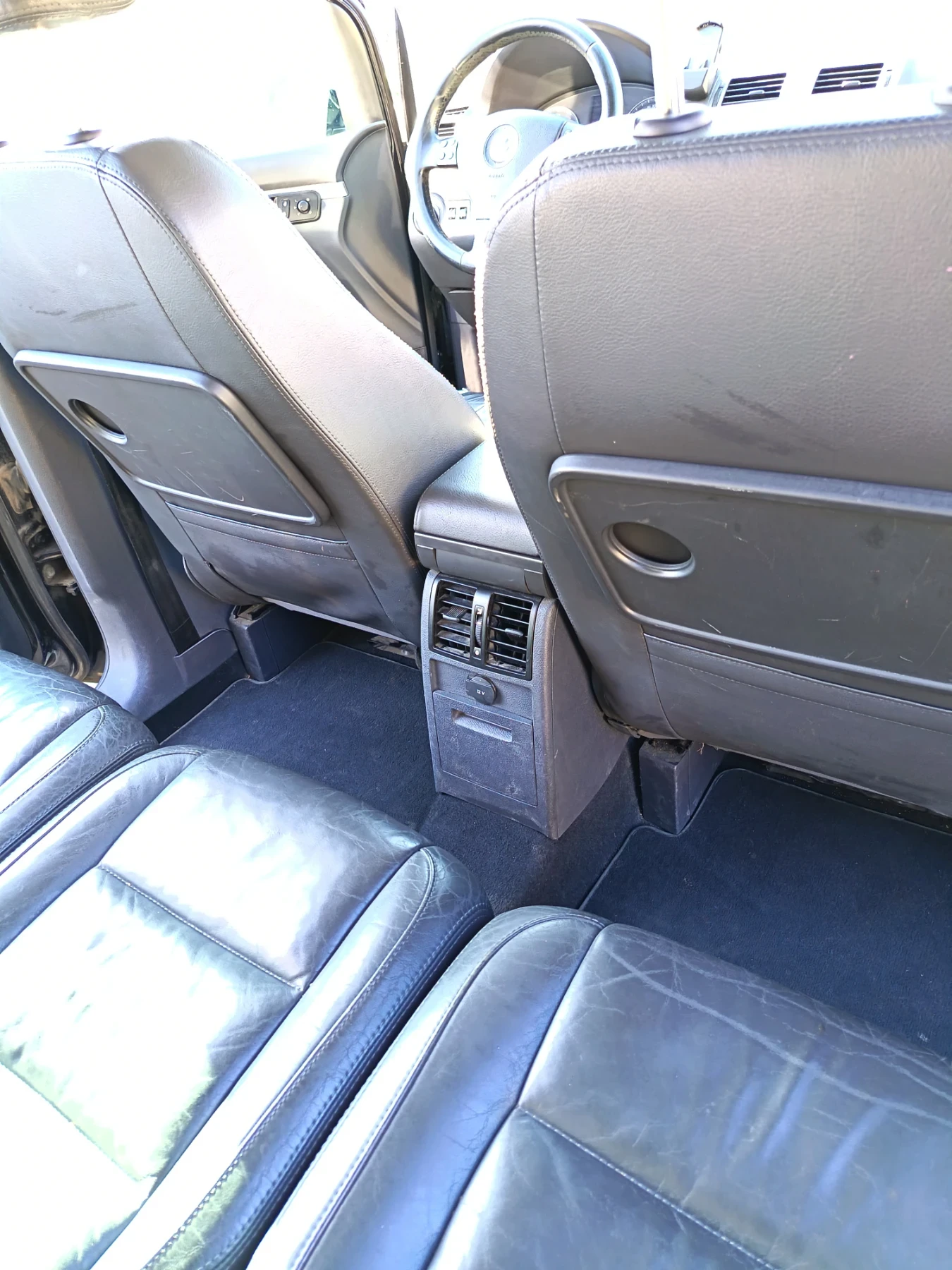 VW Touran Ekofuel/facelift/заводски метан, снимка 14 - Автомобили и джипове - 53841089