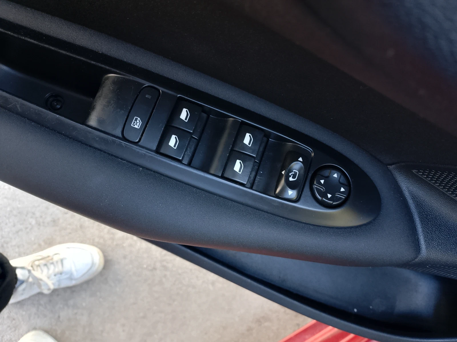 Citroen C4 1.6 HDi - ����� 92 �.� | Mobile.bg � ����������� 11