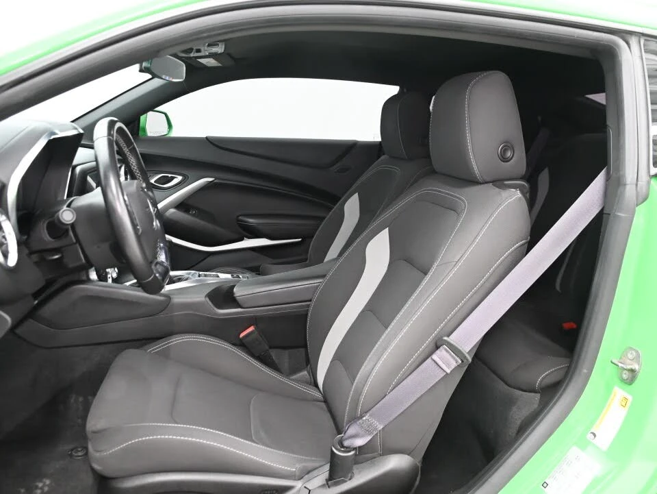 Chevrolet Camaro * АвтоКредит * (ЦЕНА ДО БГ), снимка 8 - Автомобили и джипове - 53890001