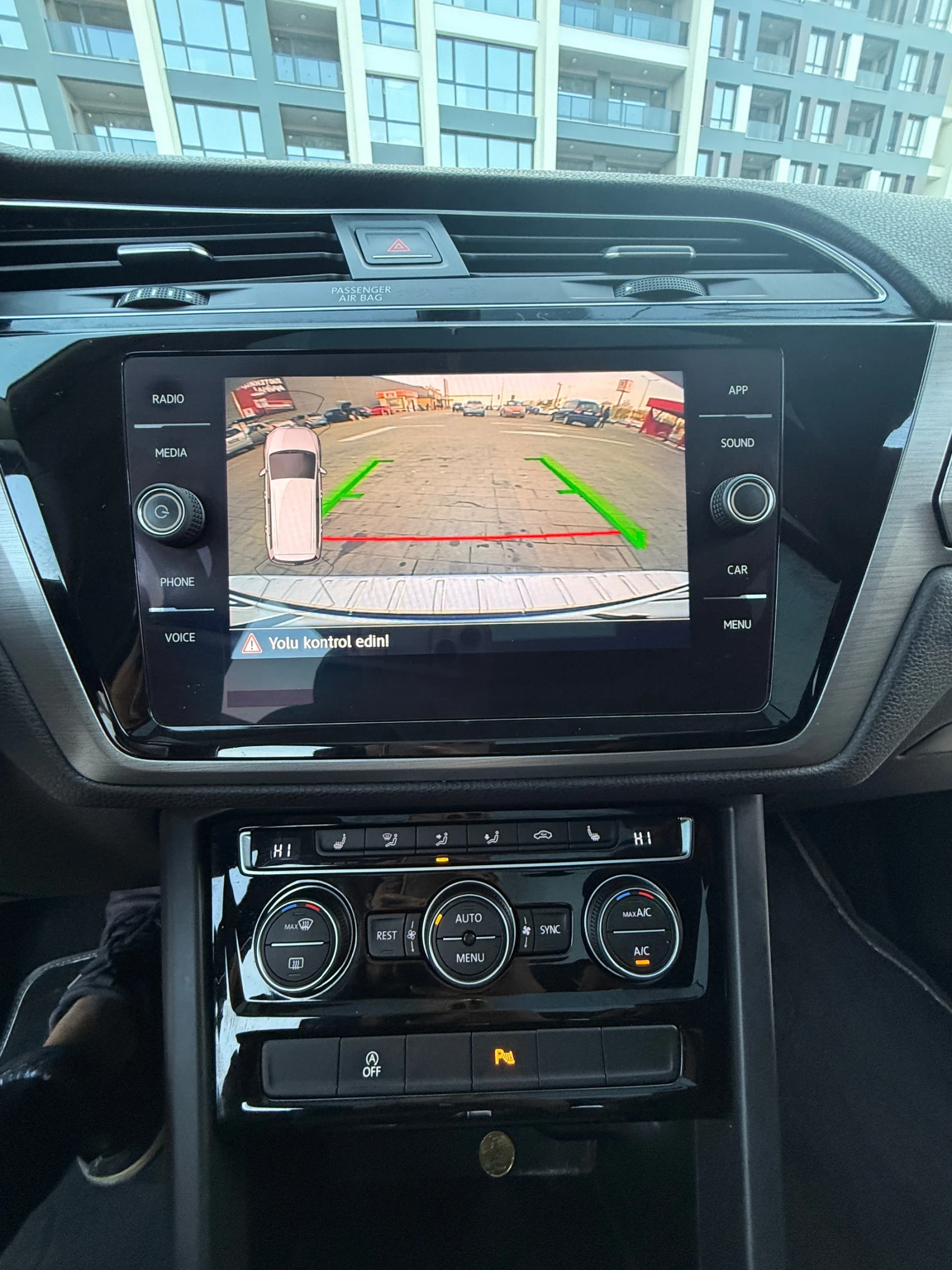 VW Touran, снимка 7 - Автомобили и джипове - 54194900