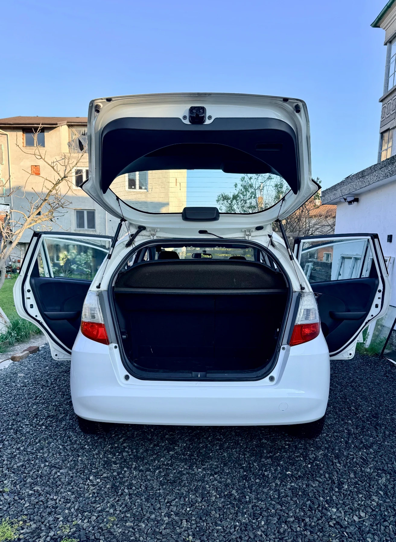 Honda Jazz, снимка 2 - Автомобили и джипове - 54248433