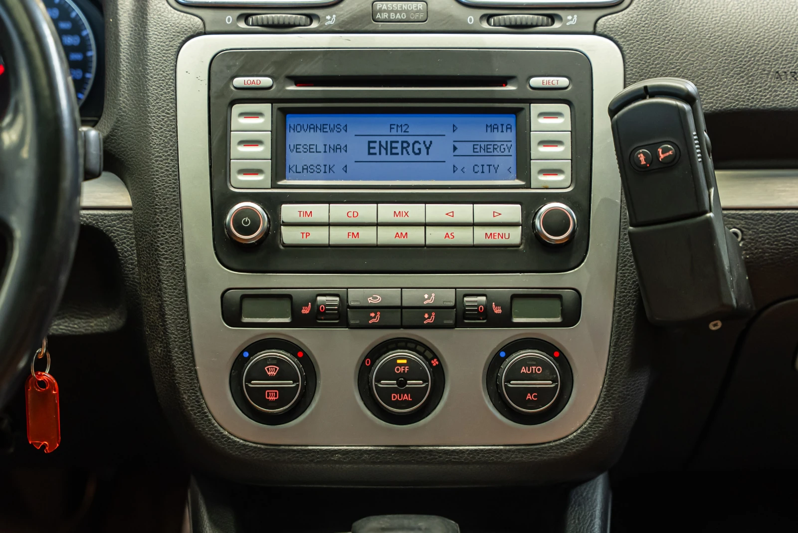 VW Eos 2.0 TDI, снимка 12 - Автомобили и джипове - 54409841