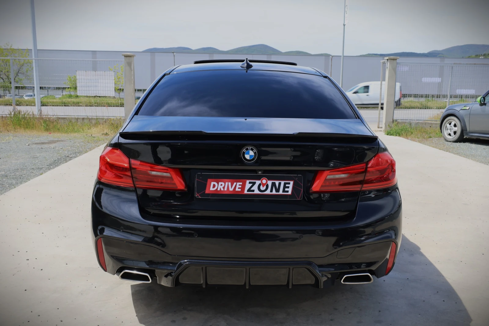 BMW 520 2.0 D - Лизинг без първоначална вноска, снимка 3 - Автомобили и джипове - 54412390