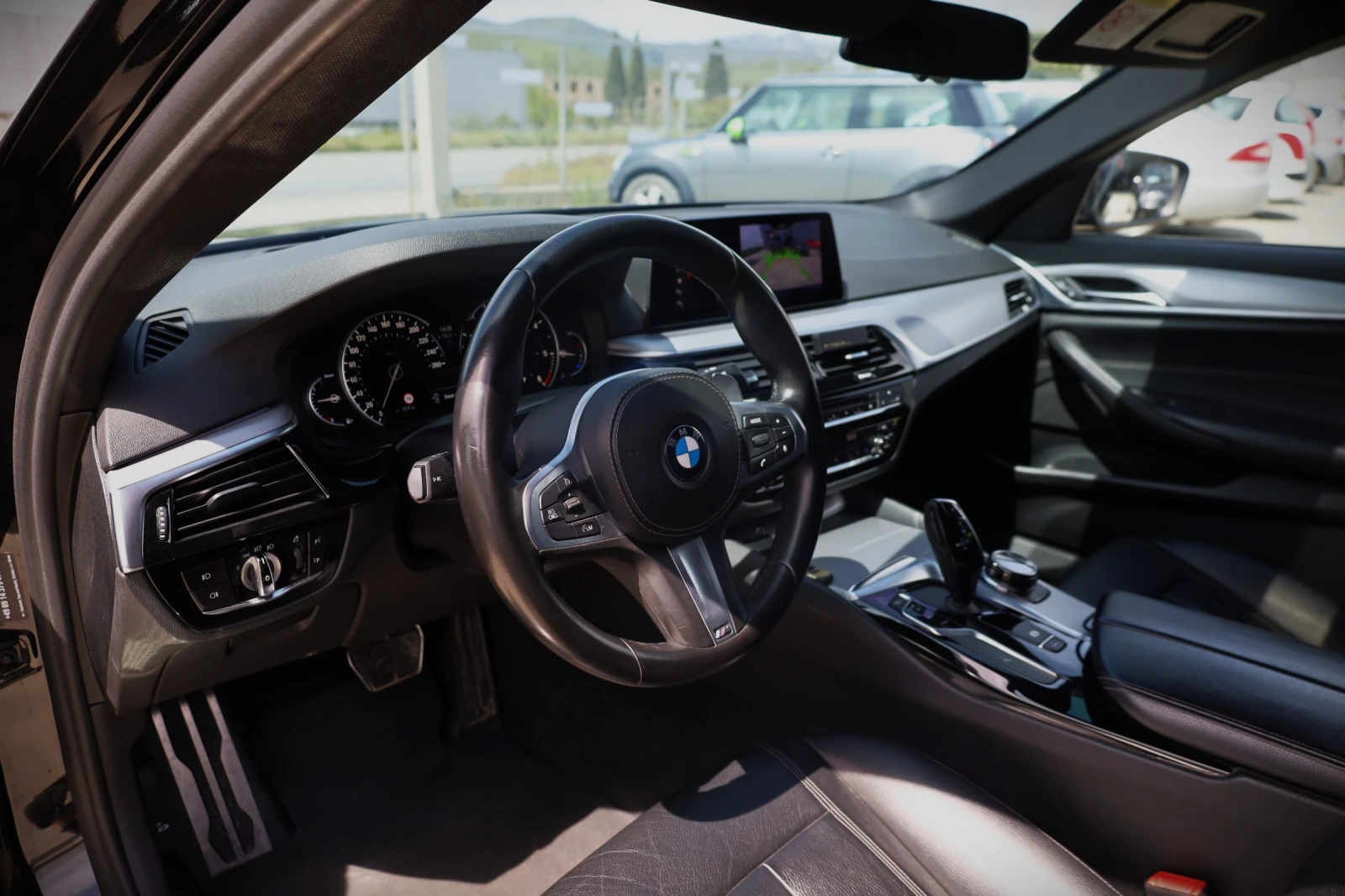 BMW 520 2.0 D - Лизинг без първоначална вноска, снимка 10 - Автомобили и джипове - 54412390