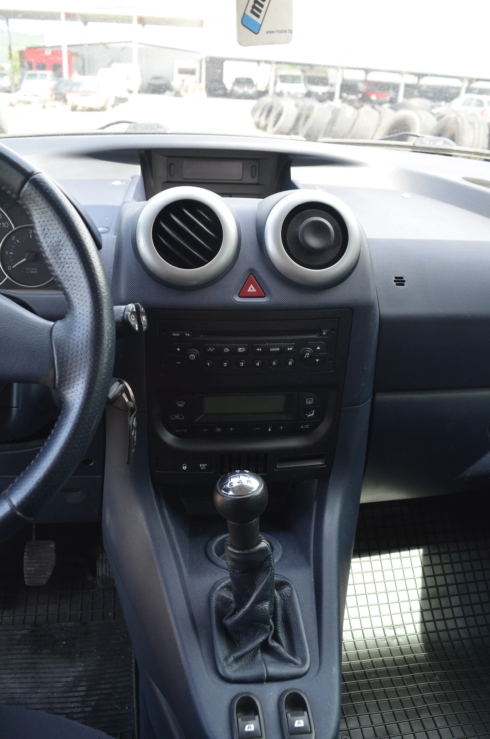 Peugeot 1007 1.4 HDI, снимка 7 - Автомобили и джипове - 54775050