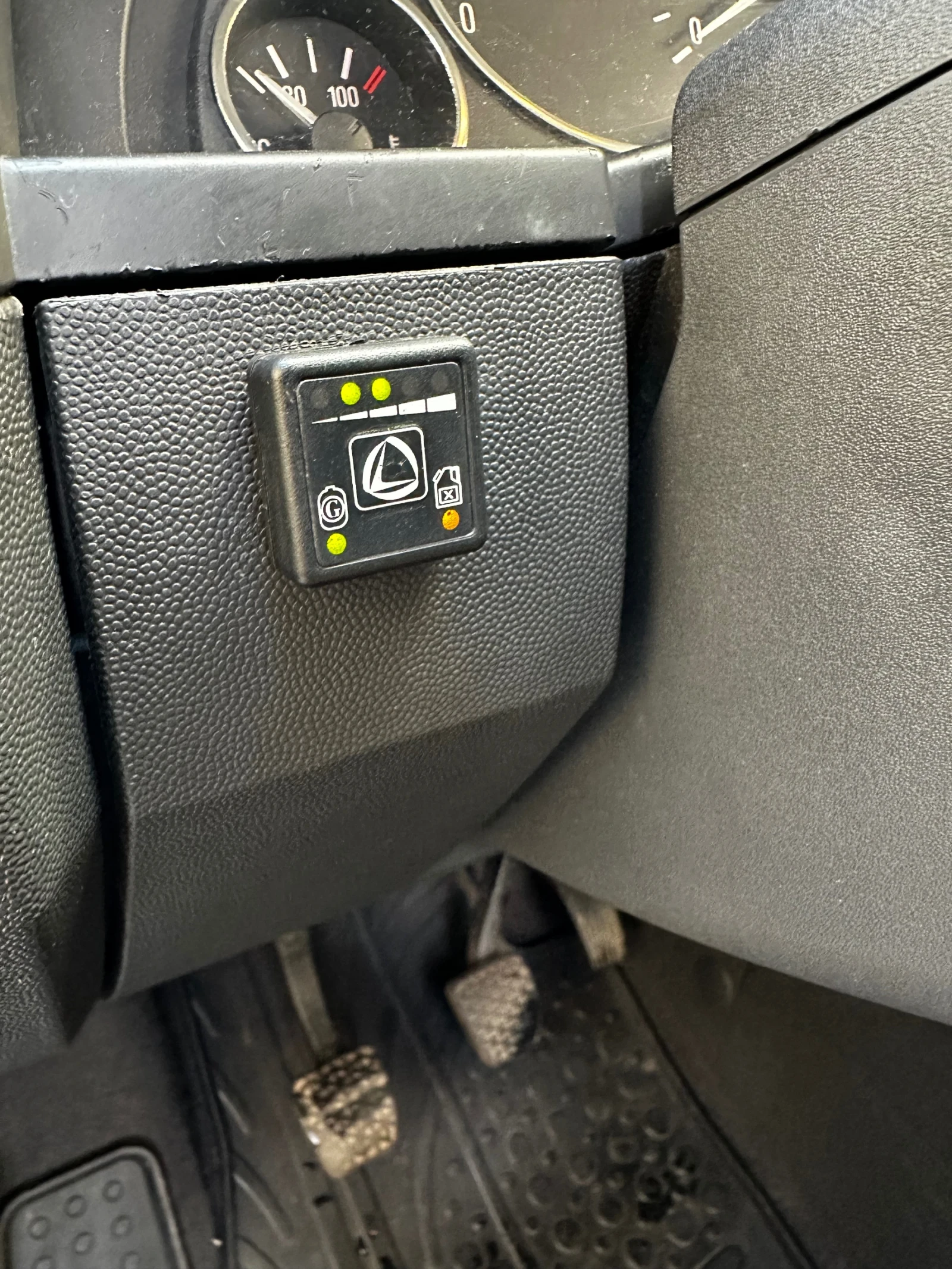 Opel Meriva 1.6, снимка 5 - Автомобили и джипове - 54902376