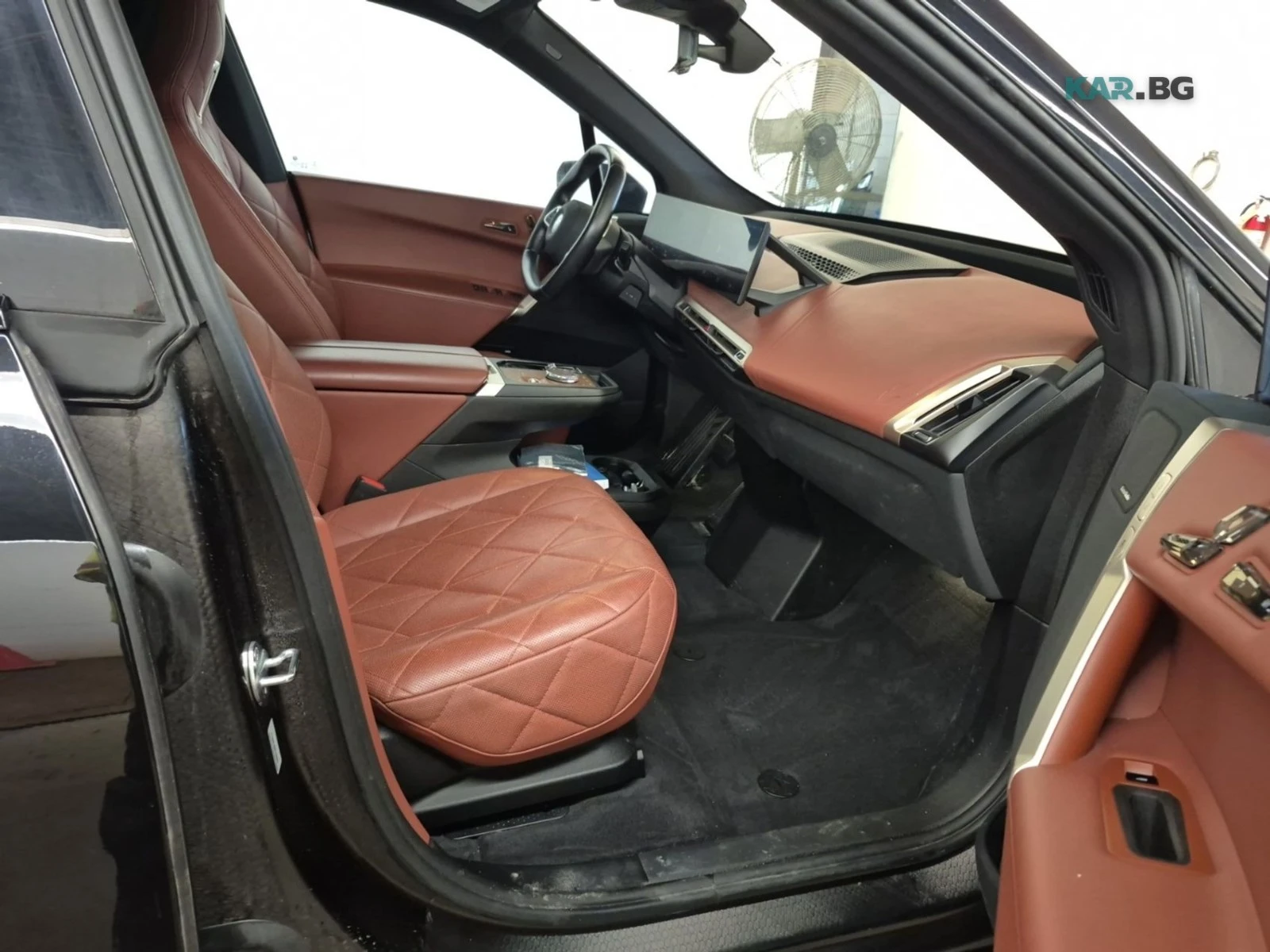 BMW iX XDRIVE50 * AвтоКредит * (ЦЕНА ДО БГ), снимка 14 - Автомобили и джипове - 55105090