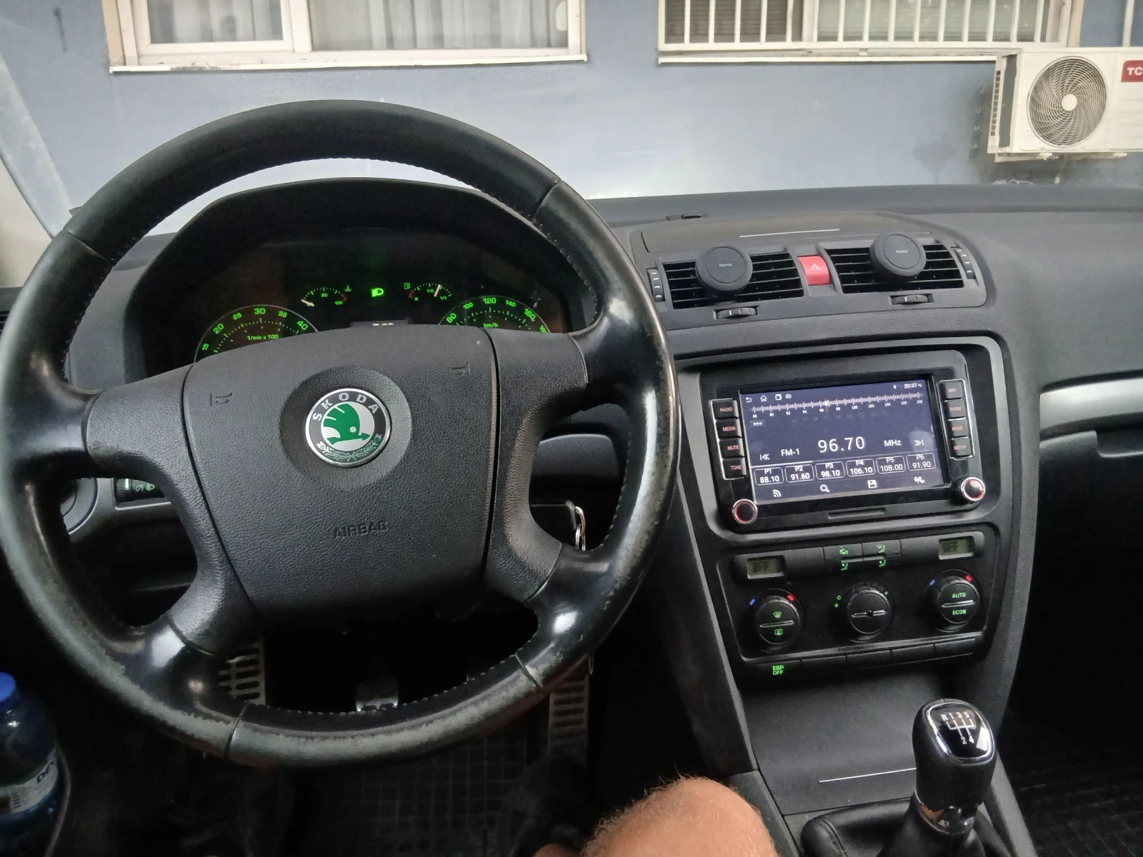 Skoda Octavia 1.9TDI, снимка 4 - Автомобили и джипове - 55987939