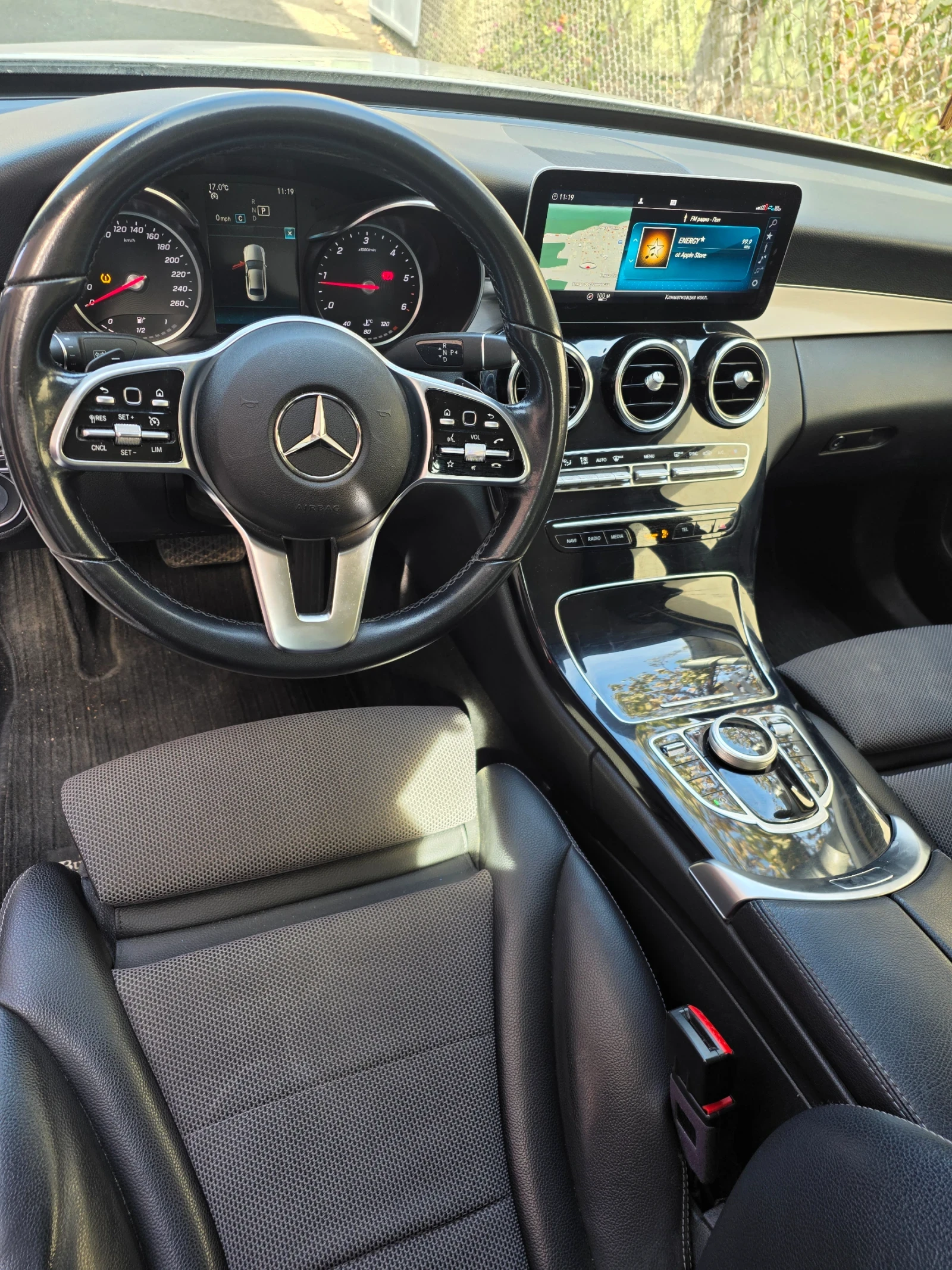 Mercedes-Benz C 220, снимка 10 - Автомобили и джипове - 56371132