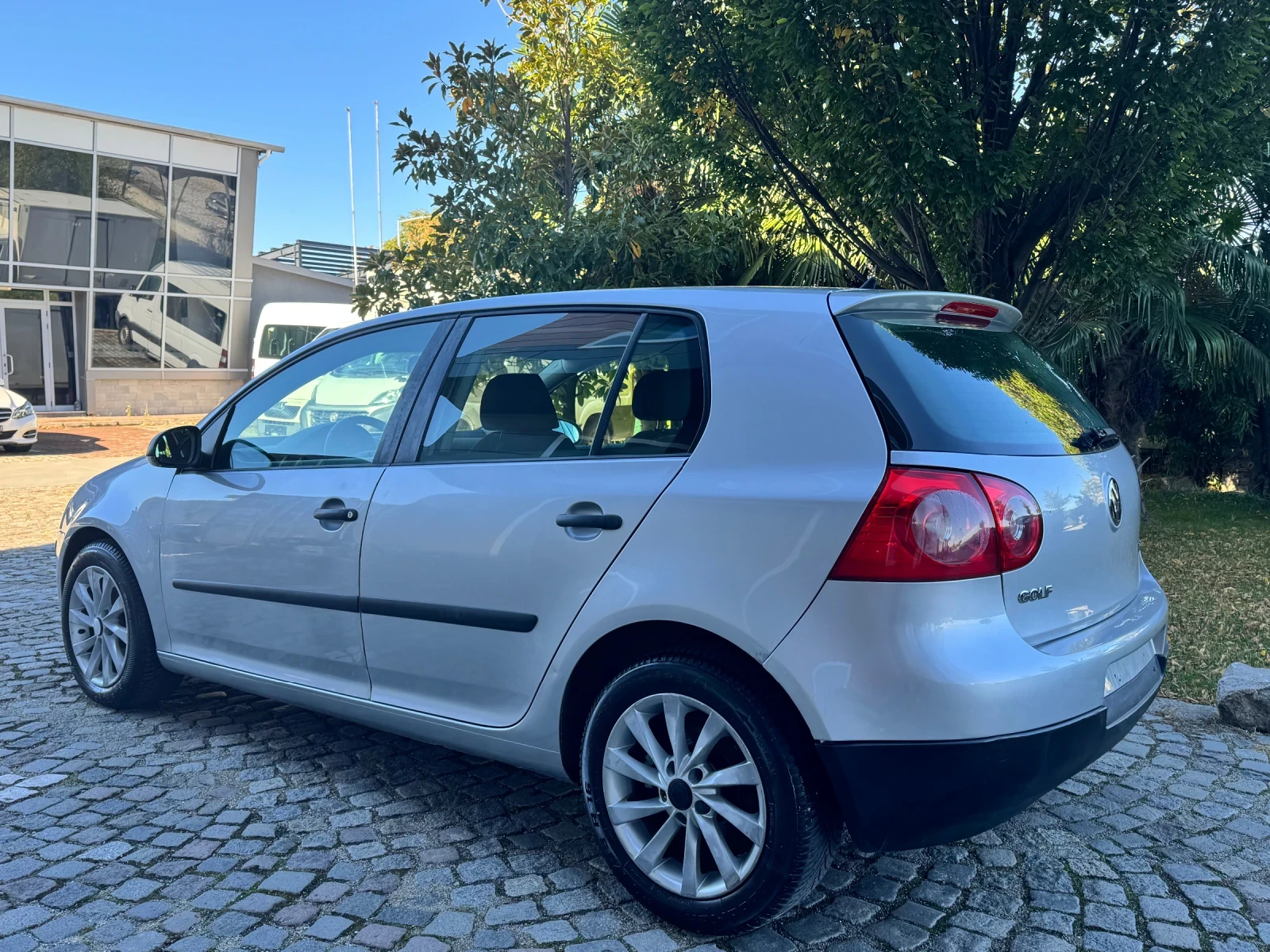 VW Golf 1.9 tdi, снимка 5 - Автомобили и джипове - 56560281
