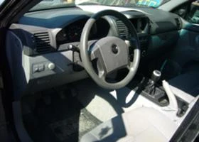 Kia Sorento 2.5 CRDI.na4asti, снимка 6