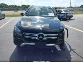 Mercedes-Benz GLC 300 * CARFAX * ОПЦИЯ ЗА ФИНАНСИРАНЕ * , снимка 12