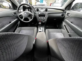 Mitsubishi Outlander 2.4i 4X4 - АВТОМАТИК - ГАЗОВ ИНЖЕКЦИОН!, снимка 12