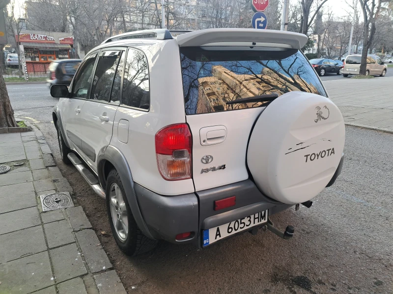 Toyota Rav4, снимка 5 - Автомобили и джипове - 49048096