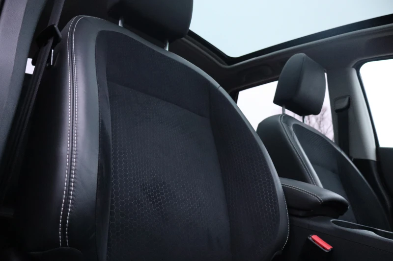 Nissan Qashqai 1.6i* 95000* KM, снимка 16 - Автомобили и джипове - 52646781