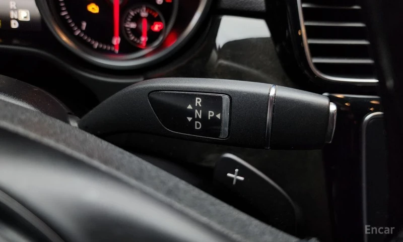 Mercedes-Benz GLE 350, снимка 9 - Автомобили и джипове - 53112265