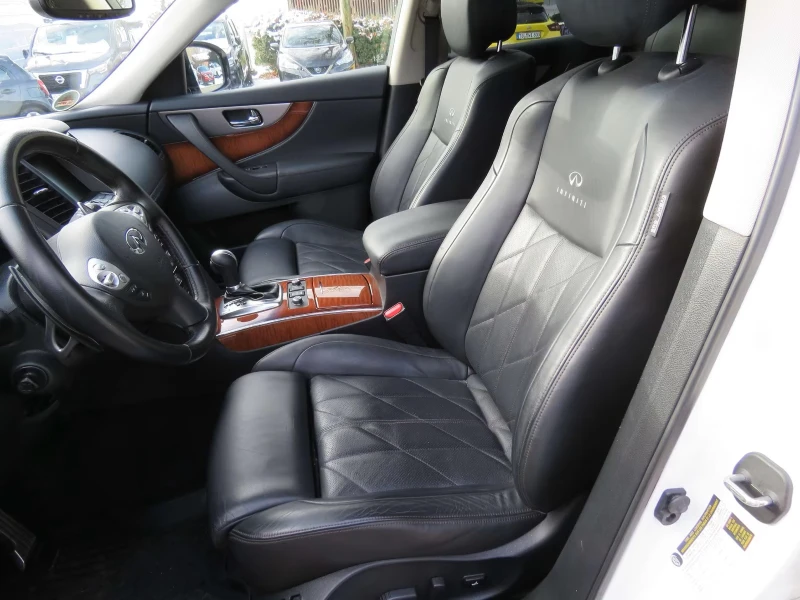 Infiniti Fx 50 S, снимка 5 - Автомобили и джипове - 53185655