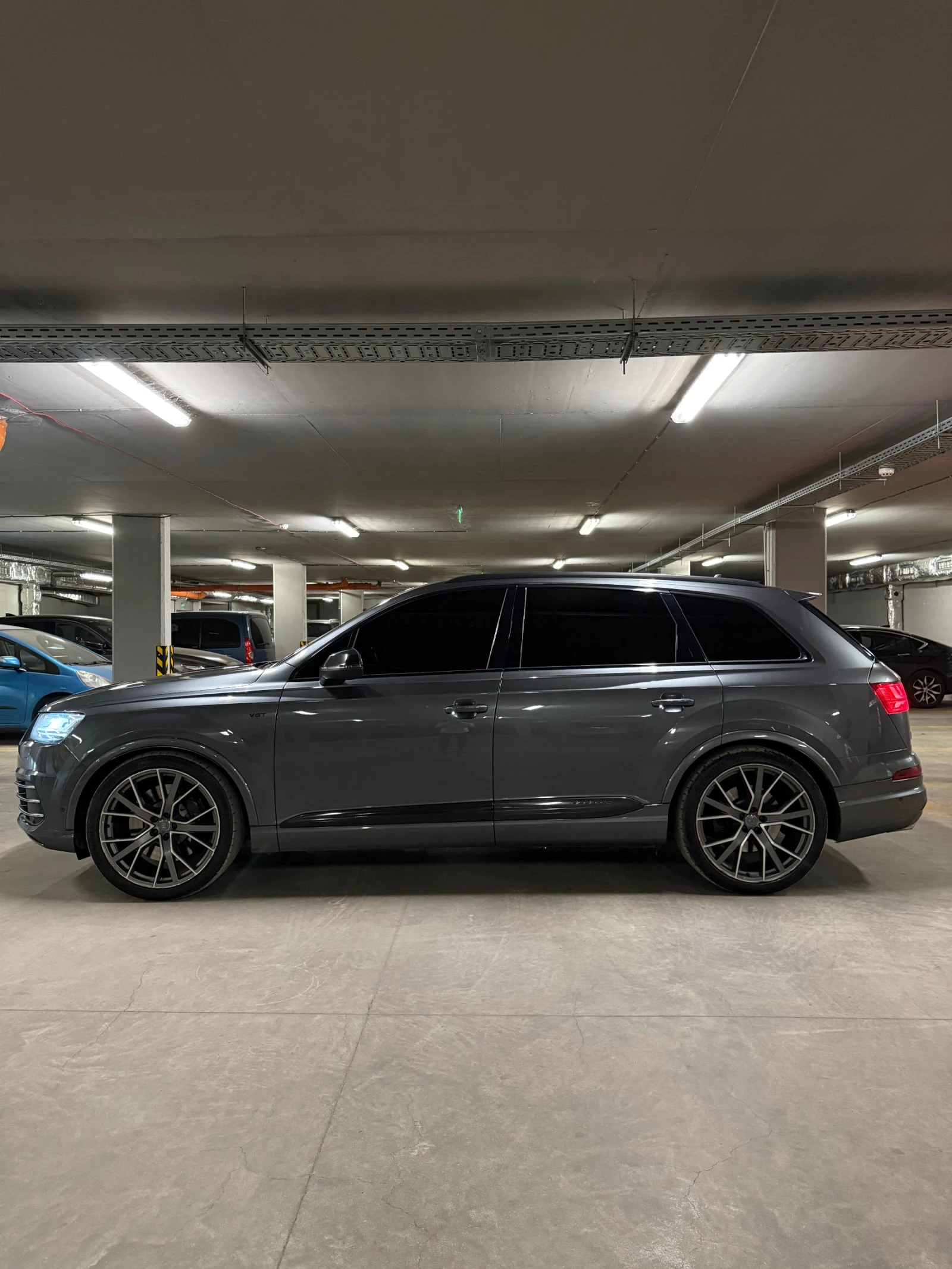 Audi SQ7  - изображение 7