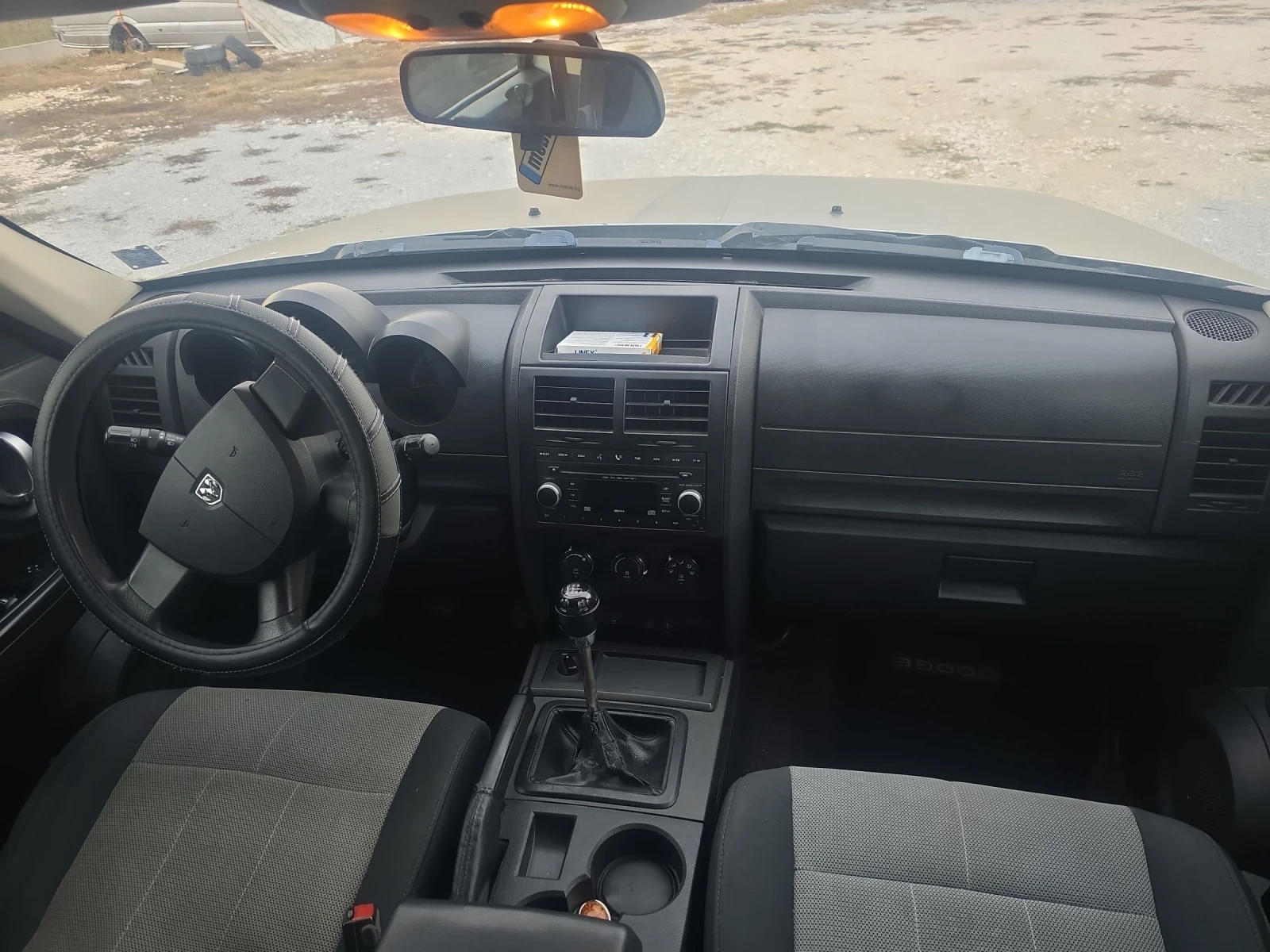 Dodge Nitro 2.8GRD 177ps 4x4 - изображение 10