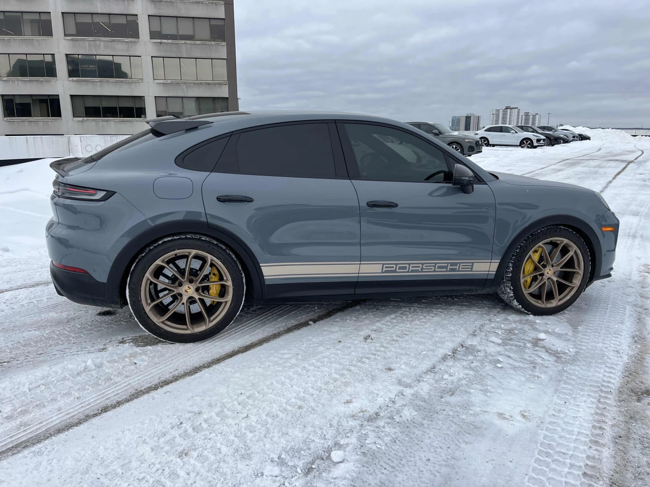 Porsche Cayenne TURBO GT * ГЛАВНО ПРЕДСТАВИТЕЛСТВО НА PORSCHE *  - изображение 4