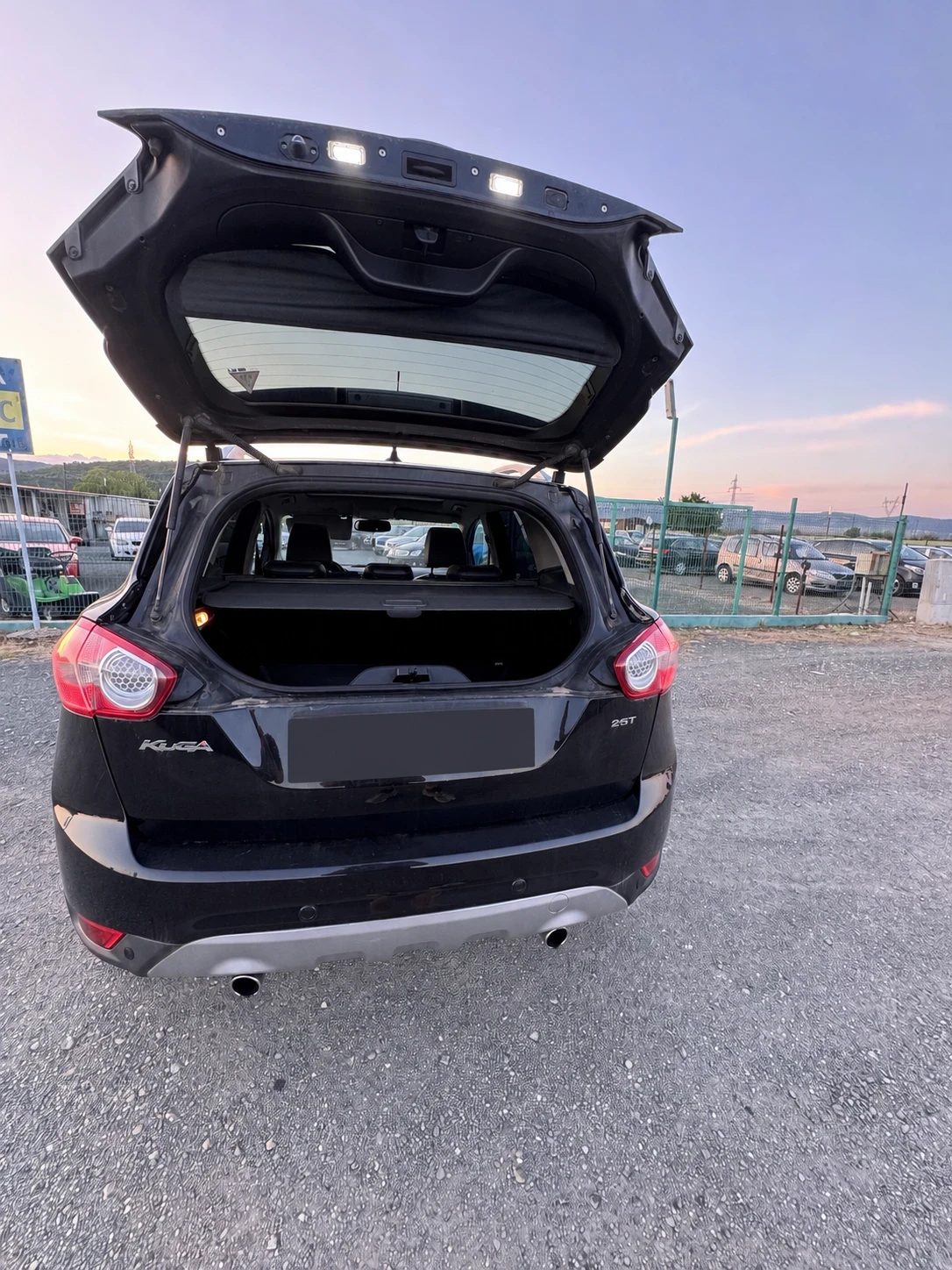 Ford Kuga 2, 5 t Titanium, снимка 8 - Автомобили и джипове - 54172829