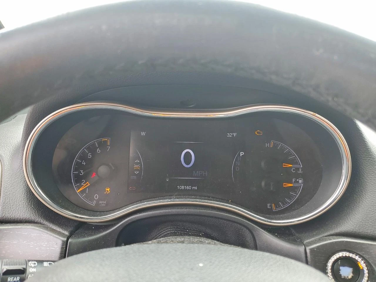 Jeep Grand cherokee 3.6l Laredo, снимка 9 - Автомобили и джипове - 54323162