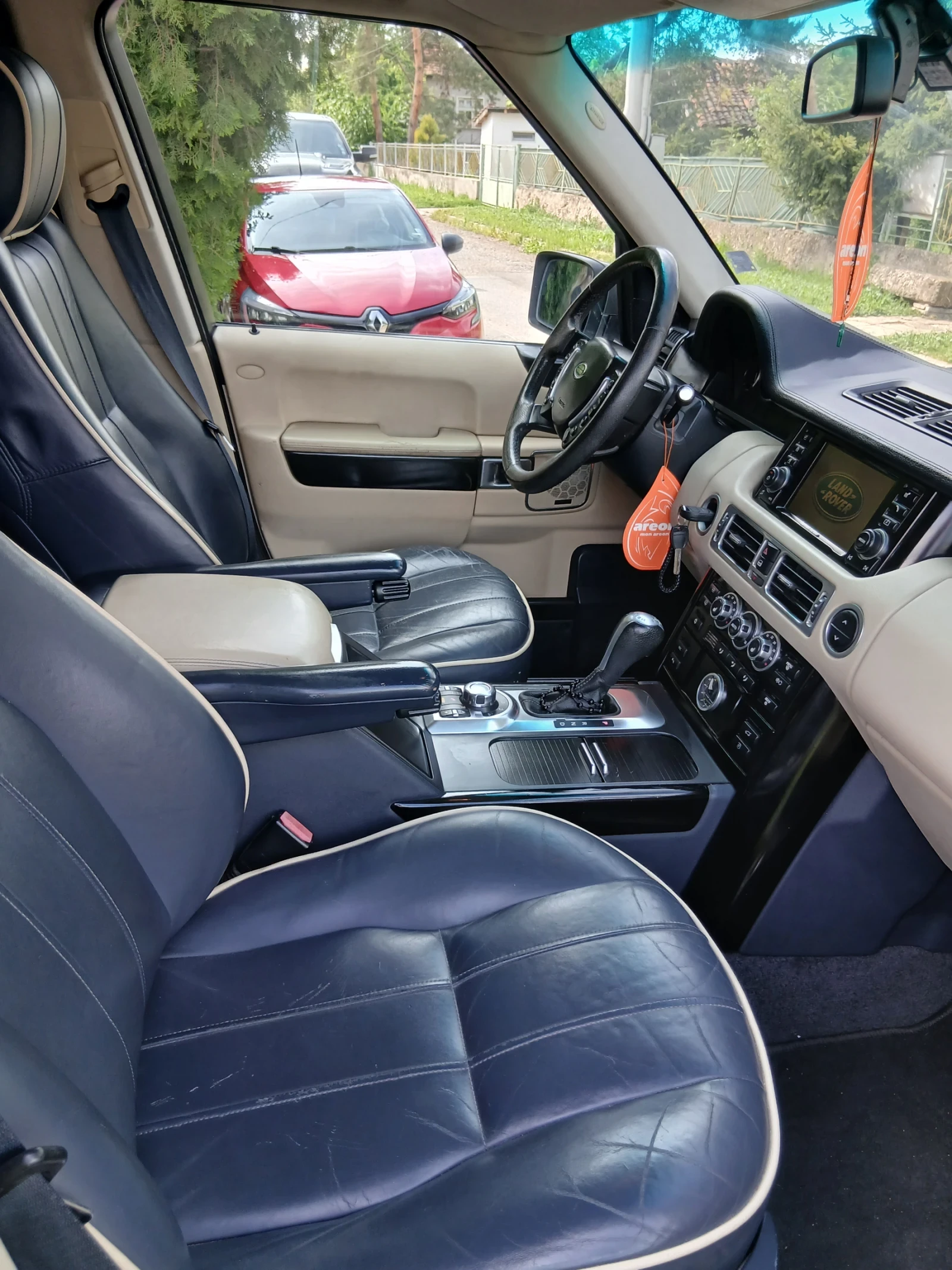 Land Rover Range rover 3.6 tdv8 HSE, снимка 12 - Автомобили и джипове - 54495812