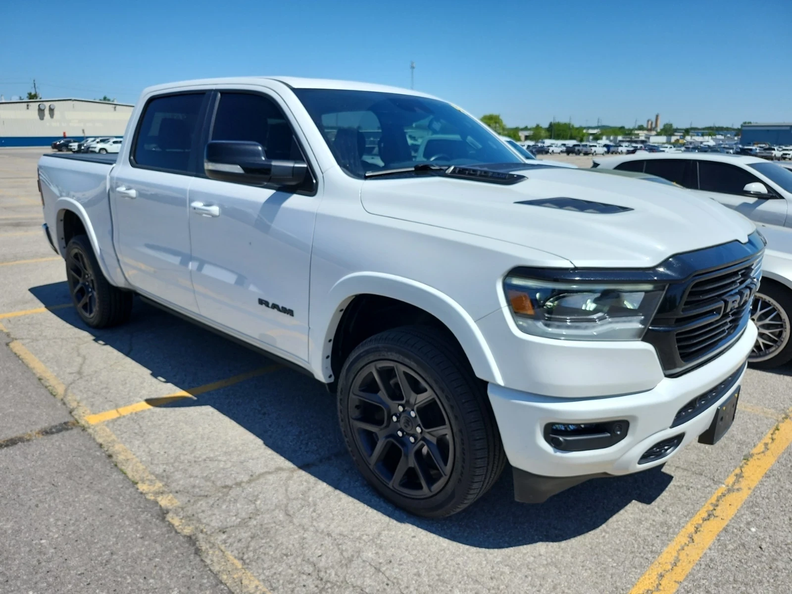 Dodge RAM 1500 LIMITED * 4X4 * CREW CAB * 5.7 * ОБДУХ * ПАНОРАМА, снимка 2 - Автомобили и джипове - 54777372