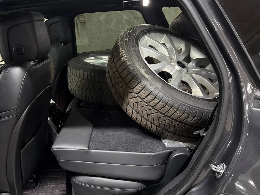 Land Rover Range Rover Sport MHEV HST * CARFAX* ОПЦИЯ ЗА ФИНАНСИРАНЕ* , снимка 10 - Автомобили и джипове - 55175796