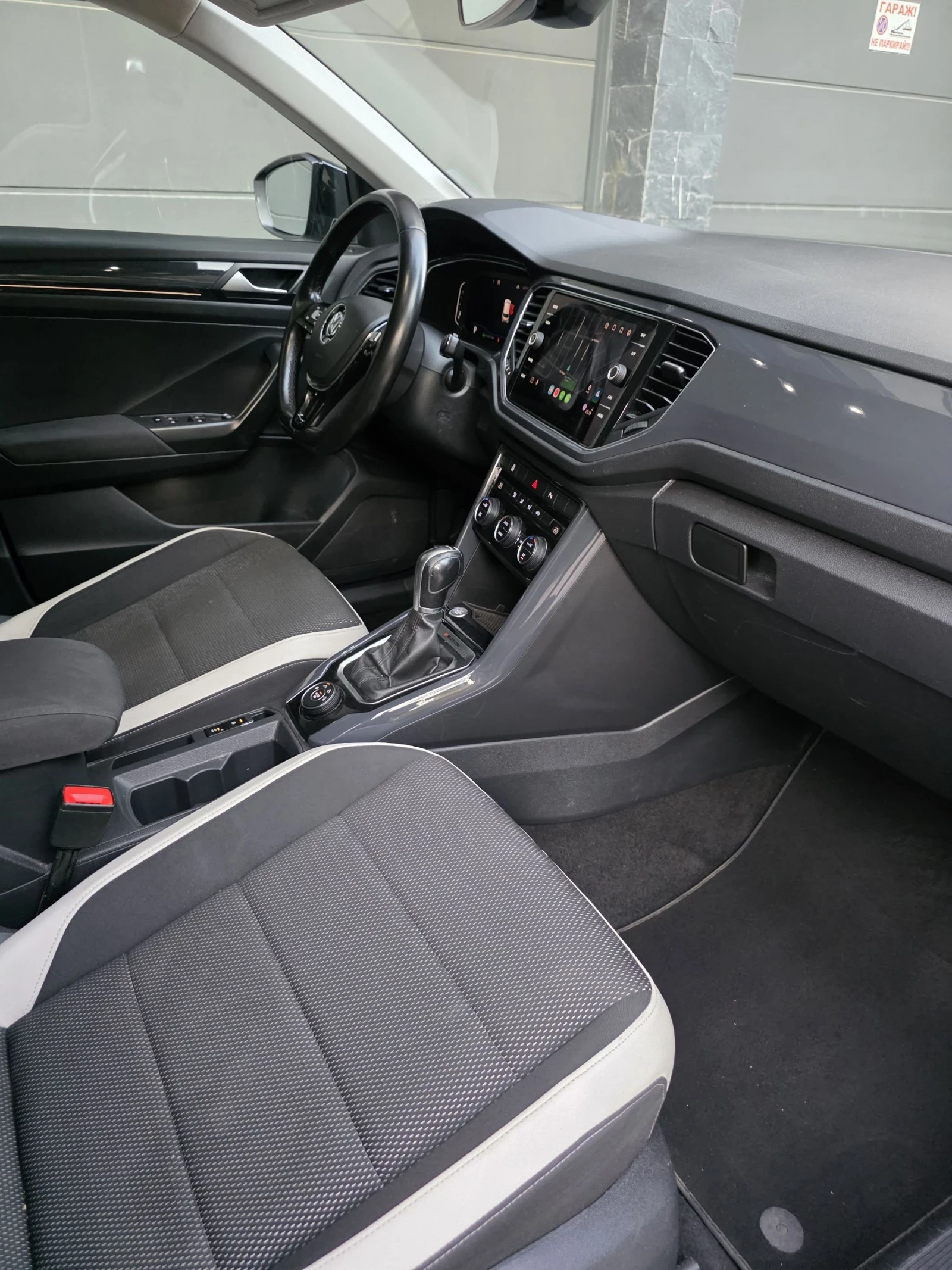 VW T-Roc 2.0TDI 4x4 Дигитал IQ Light KEYLESS , снимка 14 - Автомобили и джипове - 55193829