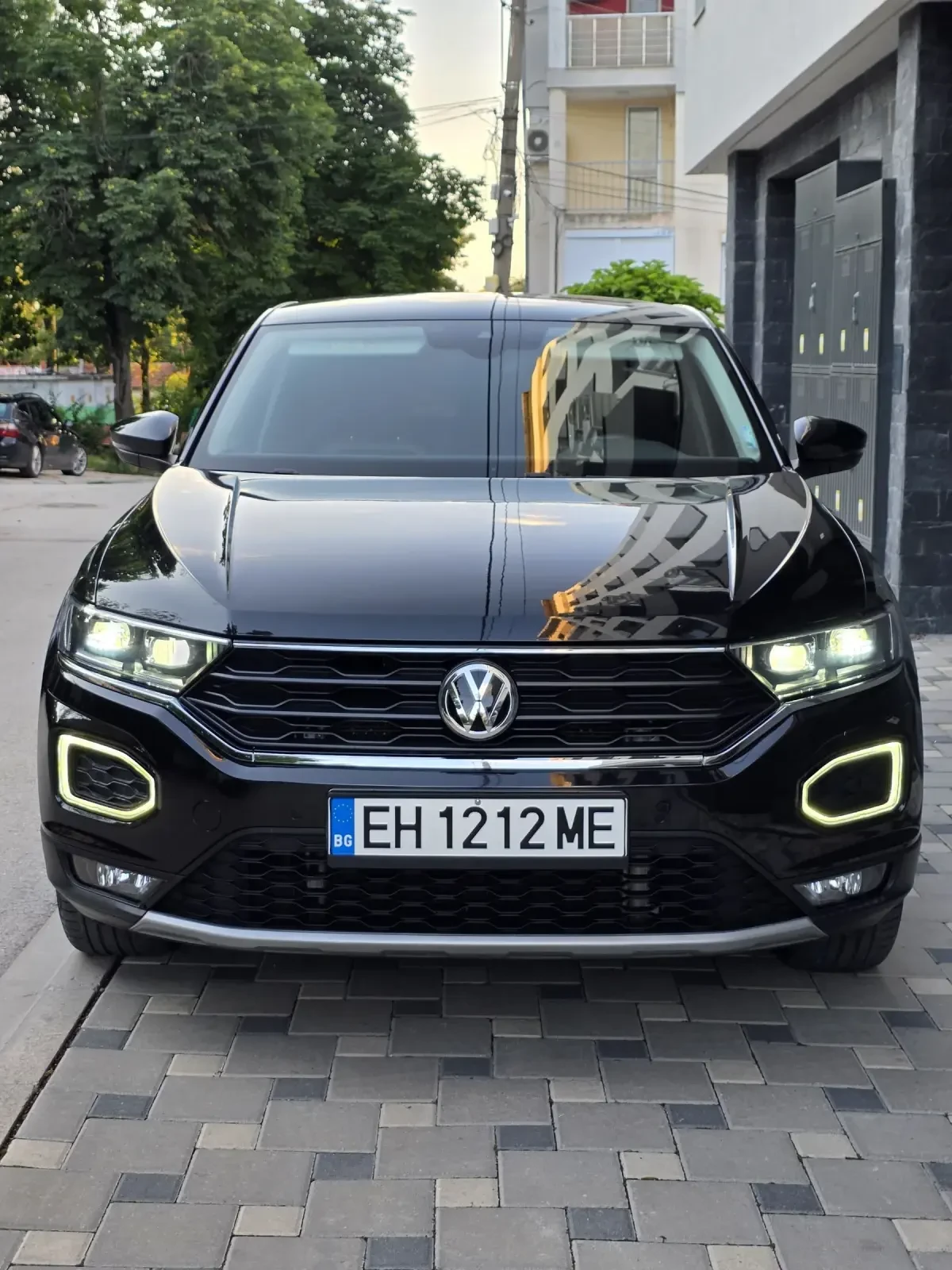 VW T-Roc 2.0TDI 4x4 Дигитал IQ Light KEYLESS , снимка 2 - Автомобили и джипове - 55193829
