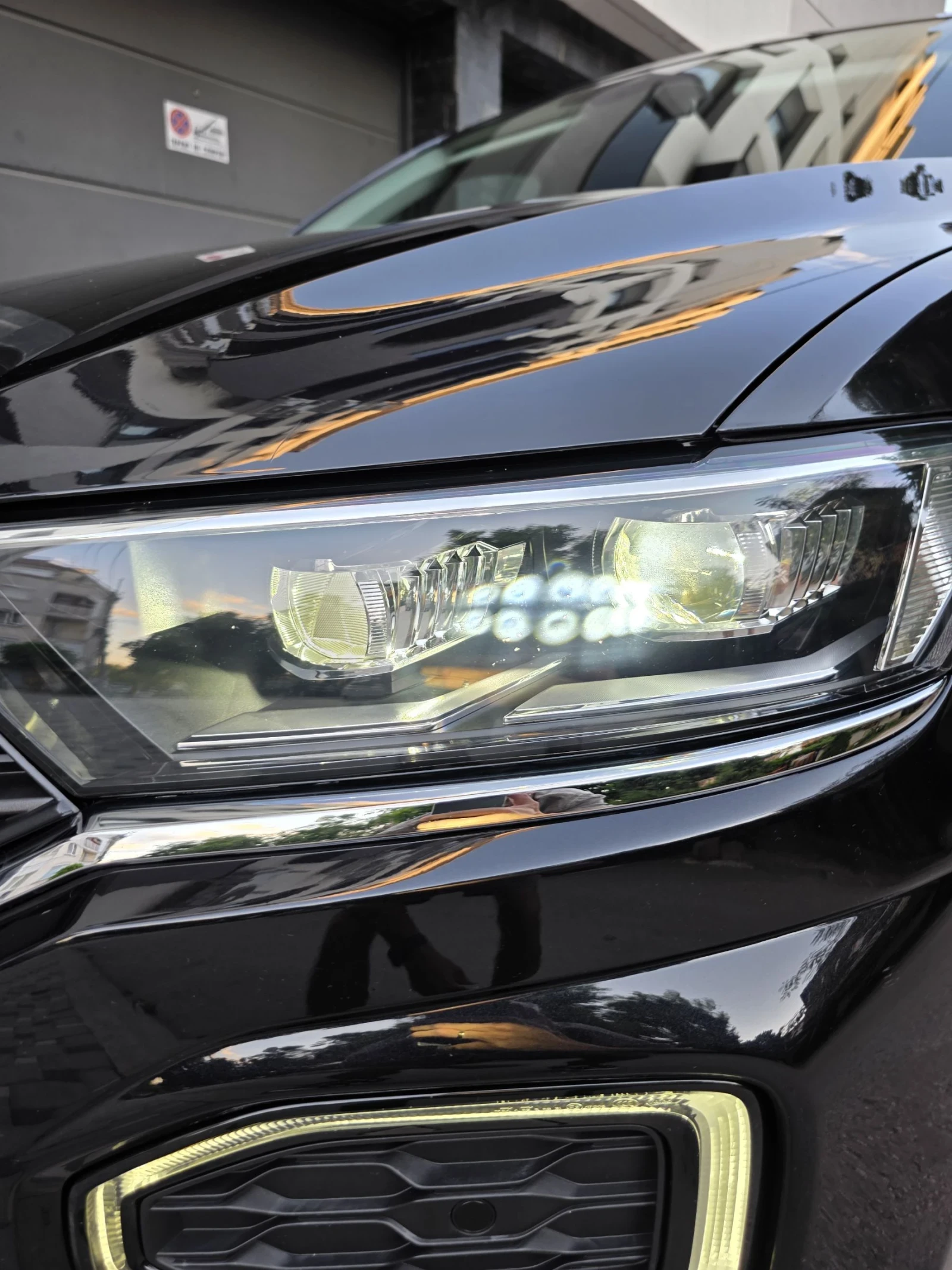 VW T-Roc 2.0TDI 4x4 Дигитал IQ Light KEYLESS , снимка 16 - Автомобили и джипове - 55193829