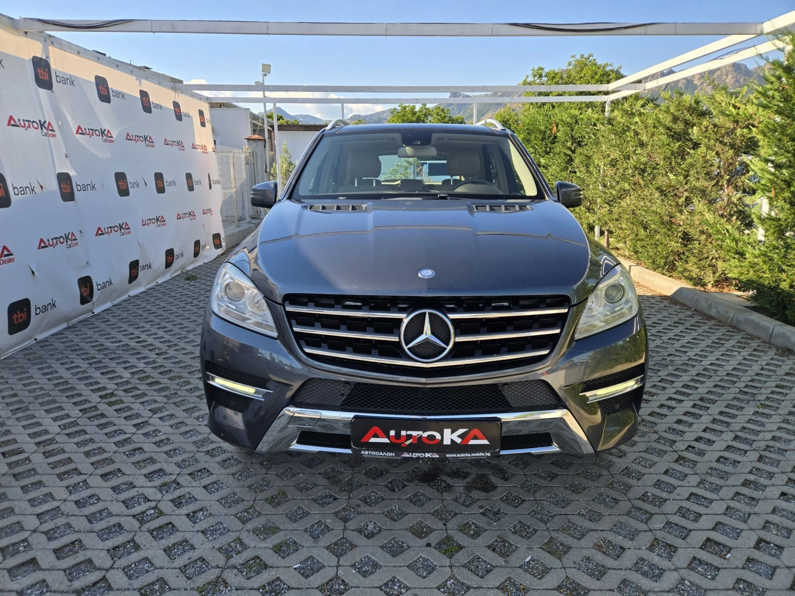 Mercedes-Benz ML 350 3.5i-306кс= PANO= H&K= KEYLESS= CAMERA