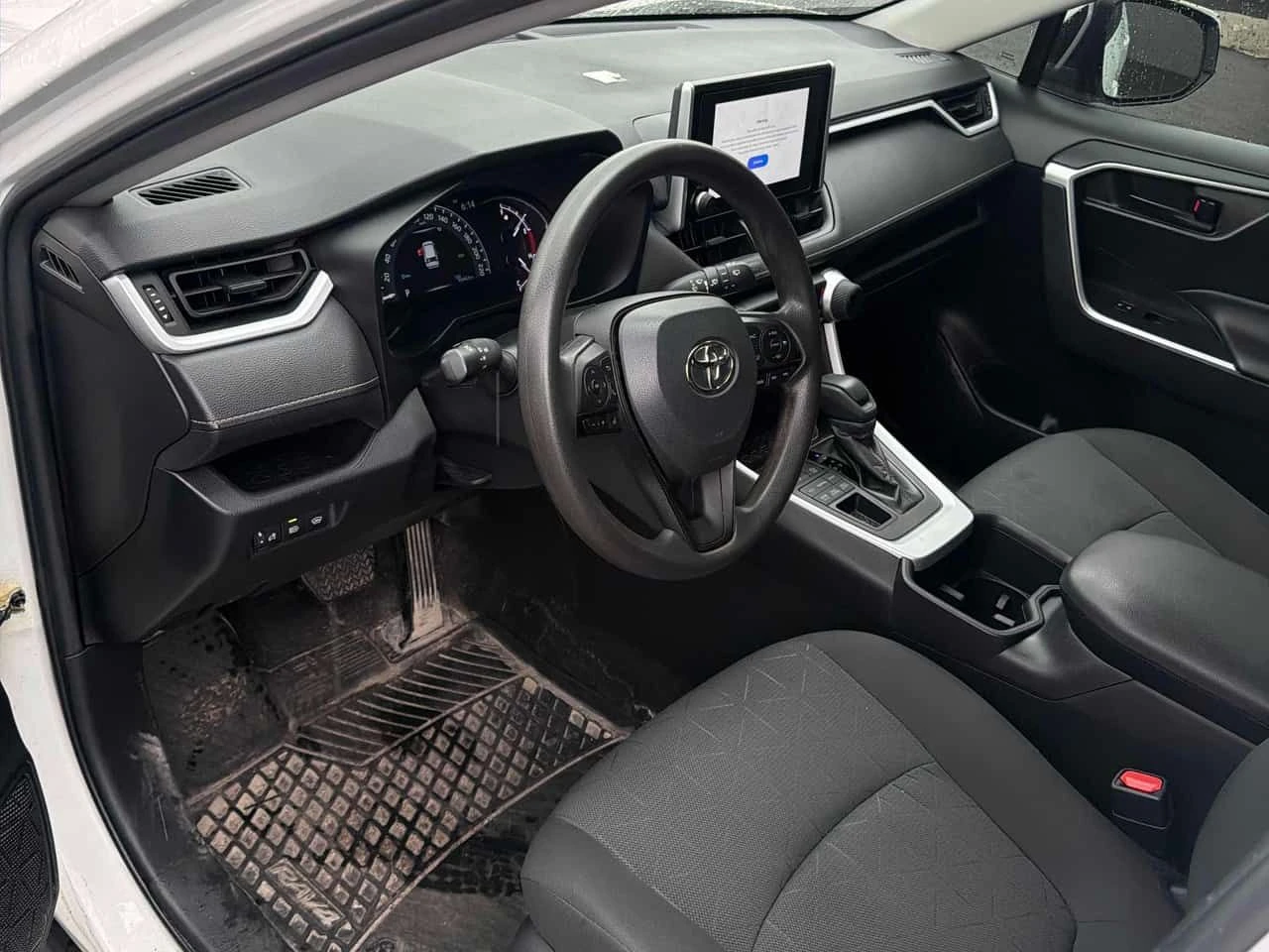 Toyota Rav4 * LE * АВТОКРЕДИТ  БЕЗ ПЪРВОНАЧАЛНА ВНОСКА* , снимка 5 - Автомобили и джипове - 55648672