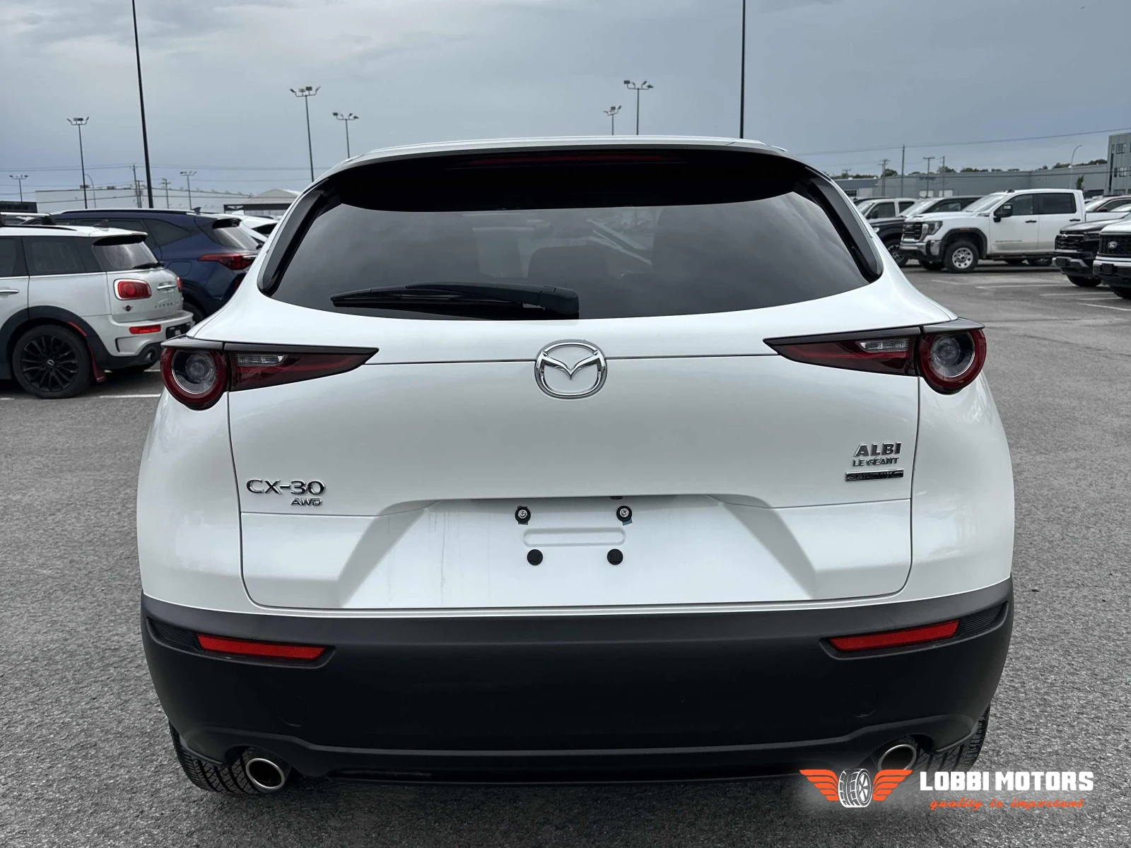 Mazda CX-30, снимка 4 - Автомобили и джипове - 56113625