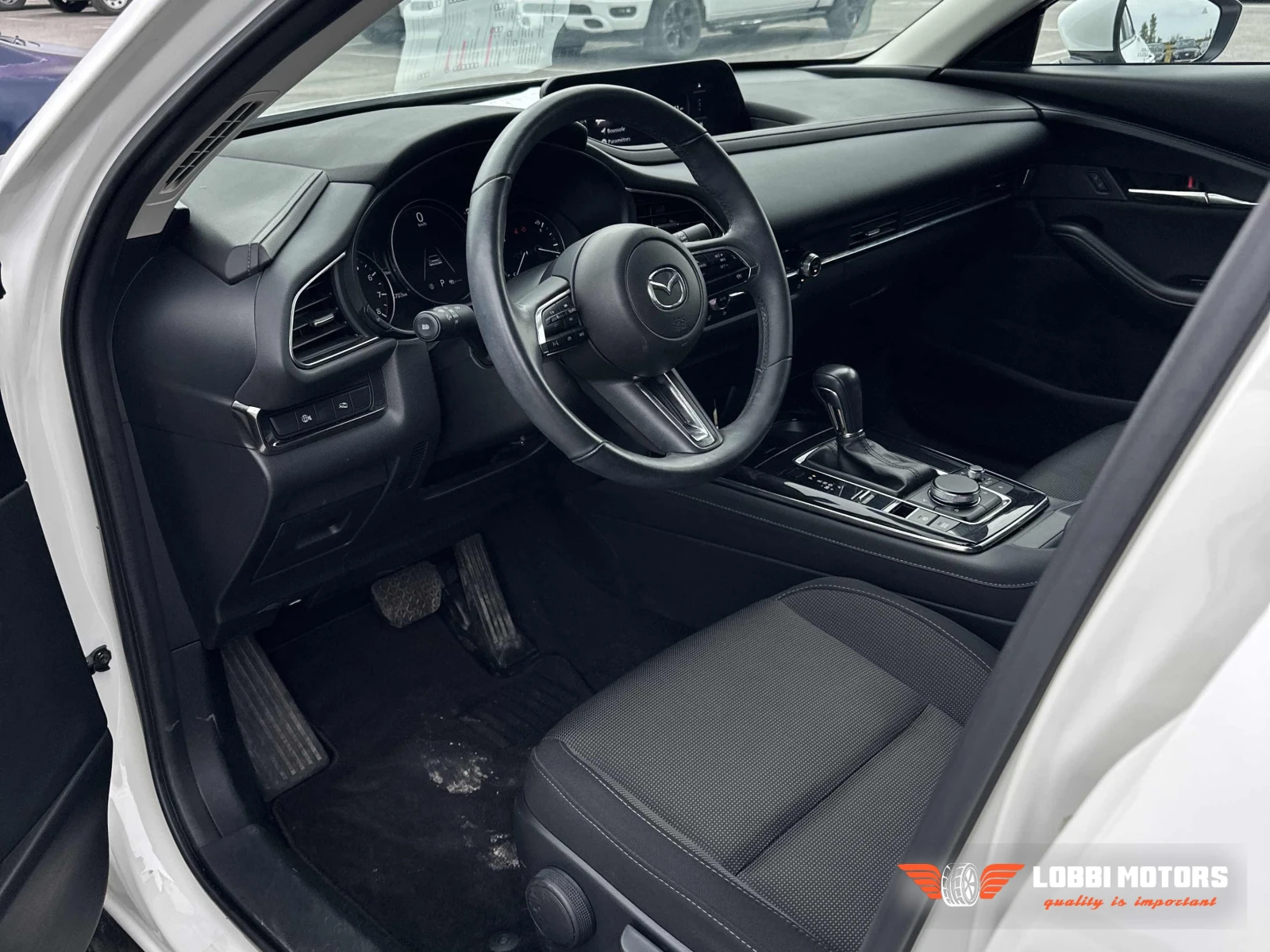 Mazda CX-30, снимка 5 - Автомобили и джипове - 56113625