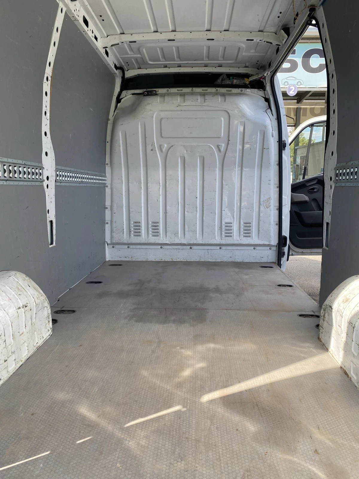 Renault Master, снимка 9 - Бусове и автобуси - 56298252