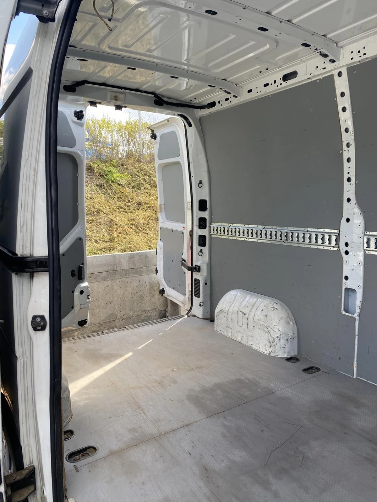 Renault Master, снимка 7 - Бусове и автобуси - 56298252