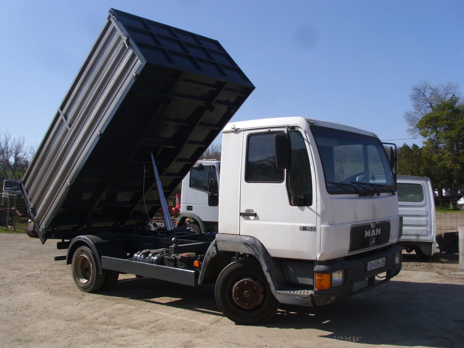 Man 8.163 самосвал | Auto.bg — изображение 1