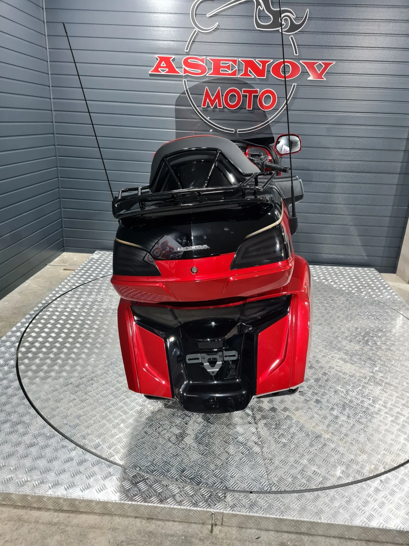 Honda Gold Wing 40 TH ANIVERSARY MODEL | Mobile.bg   12