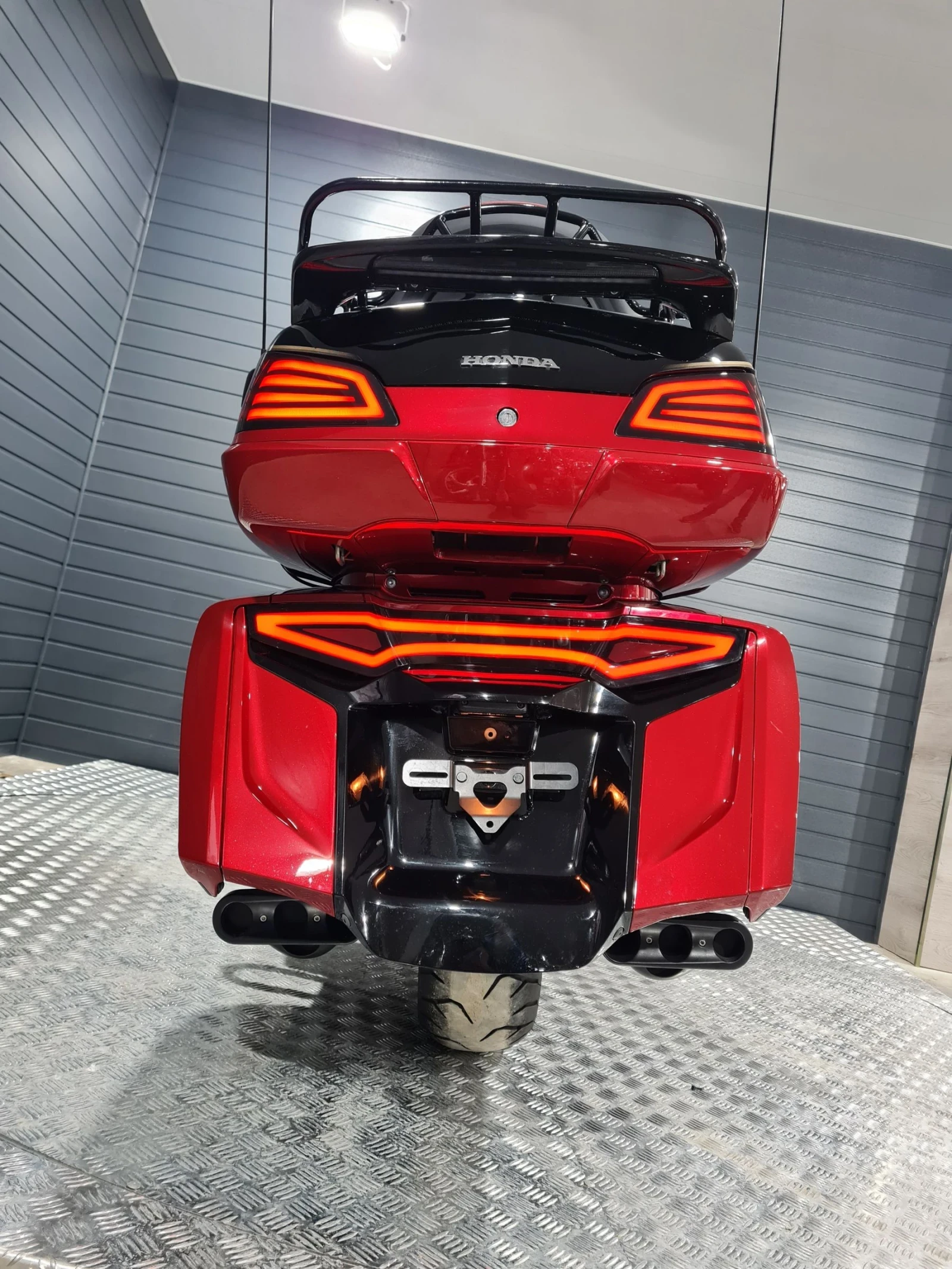 Honda Gold Wing 40 TH ANIVERSARY MODEL | Mobile.bg   14