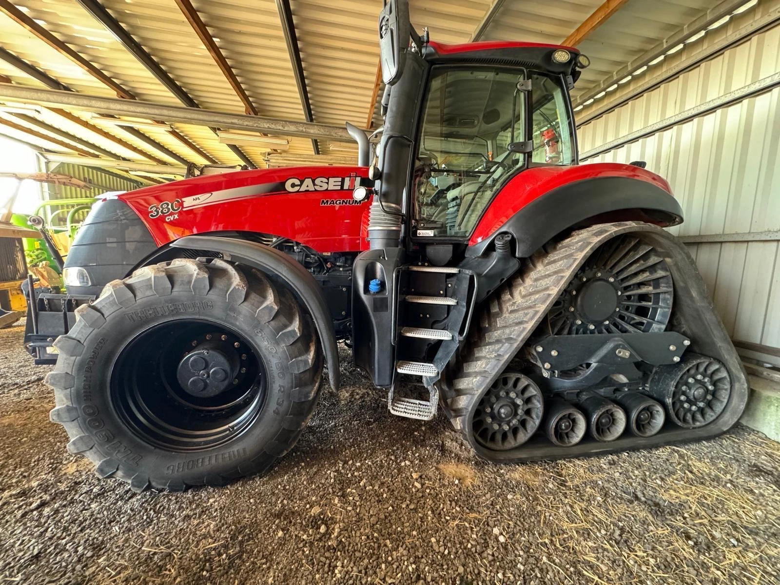 Трактор CASE IH MAGNUM 380 ROW TRAC ЛИЗИНГ - изображение 2