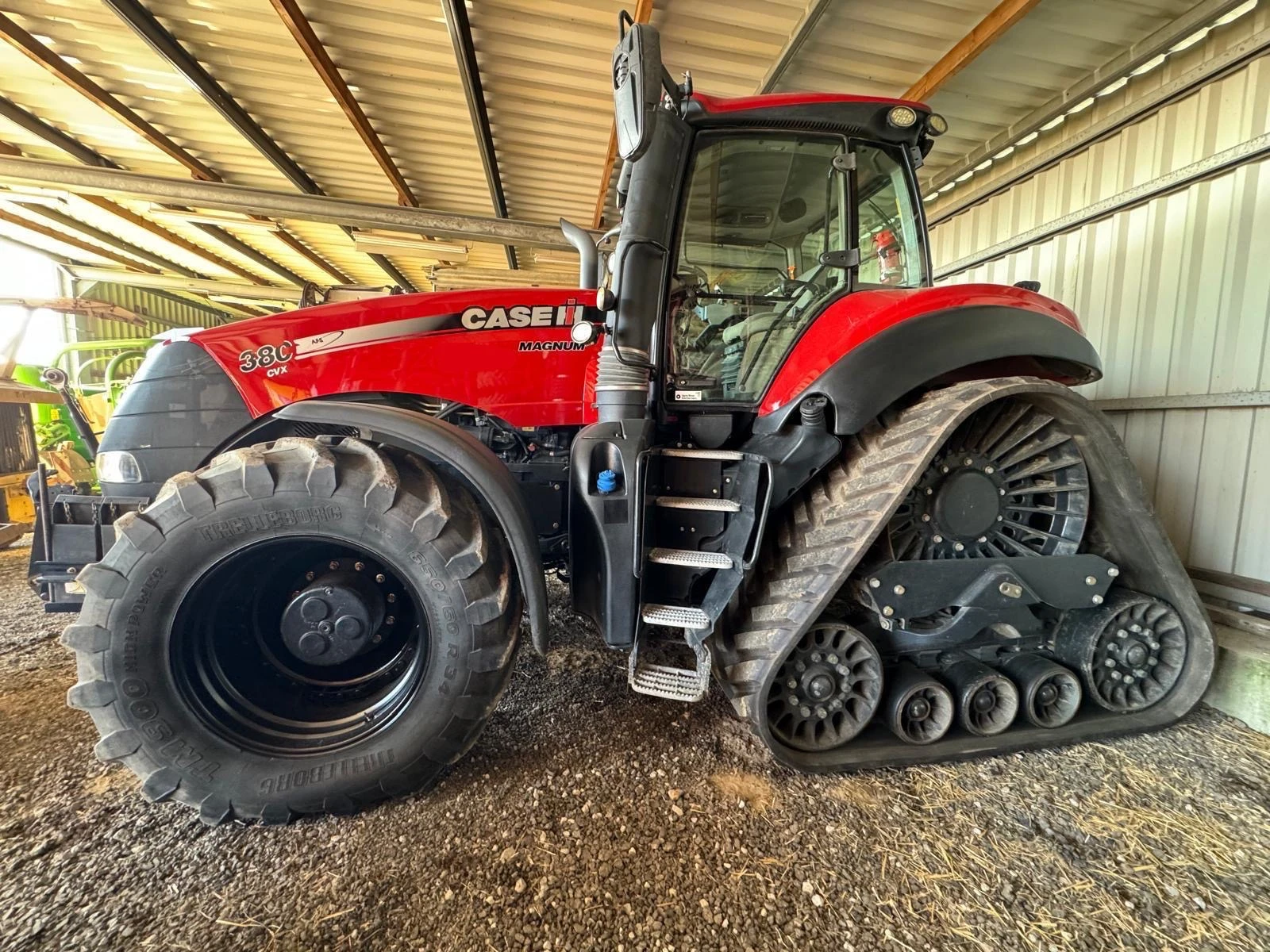 Трактор CASE IH MAGNUM 380 ROW TRAC ЛИЗИНГ - изображение 5